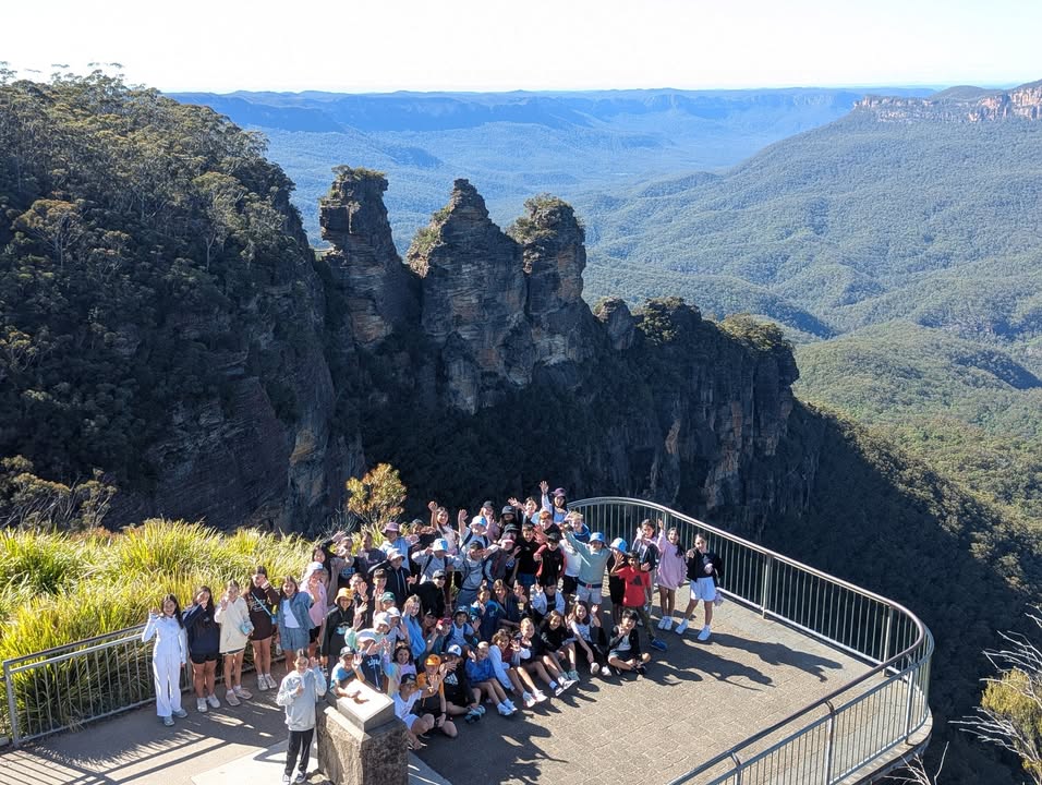 1064353905193300_1463489501946403-1