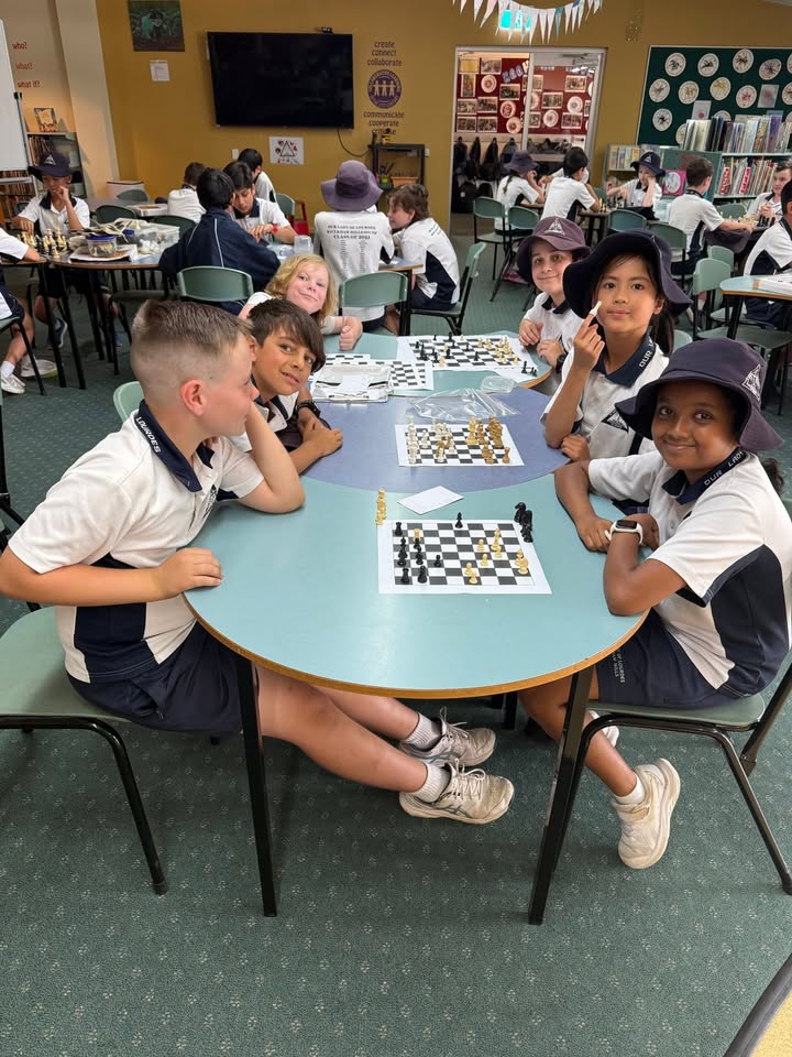 1064353905193300_1482437583384928-1