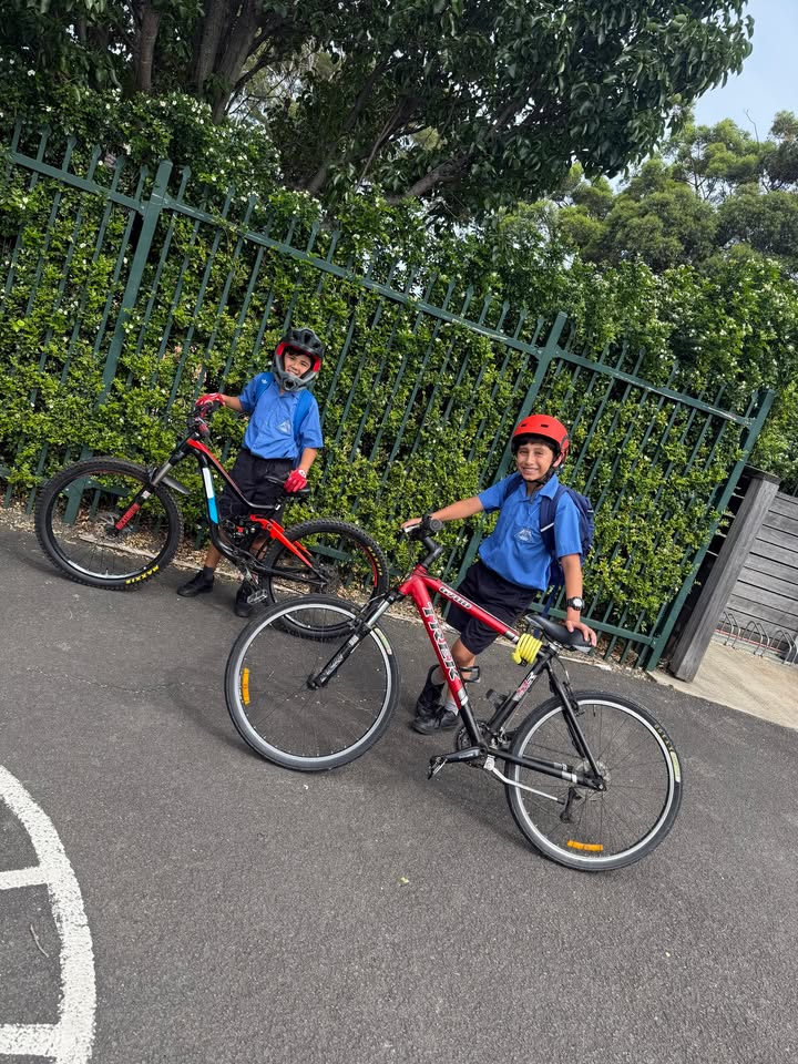 1064353905193300_1588067406155278-1